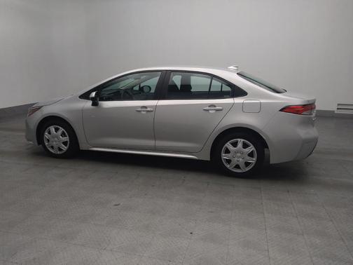 Classic Silver Metallic 2021 Toyota Corolla LE