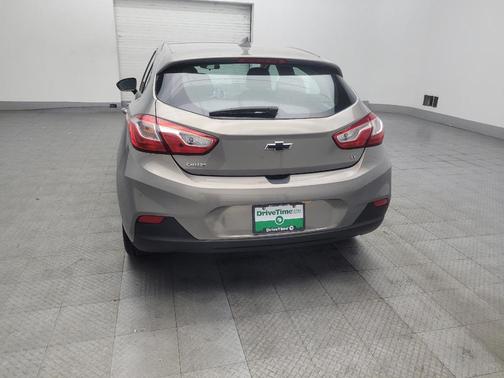 Gray 2018 Chevrolet Cruze LT