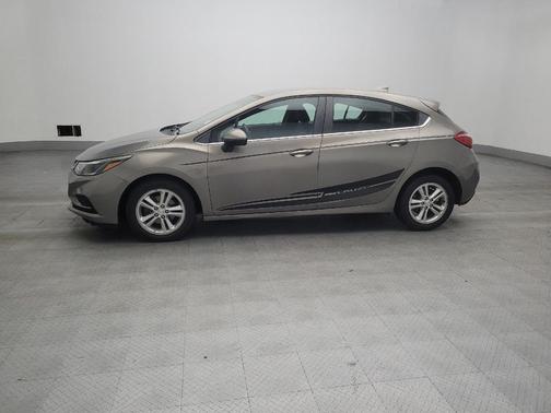 Gray 2018 Chevrolet Cruze LT