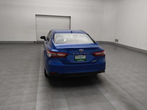 2020 Toyota Camry Hybrid XLE
