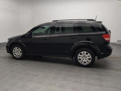 Pitch Black Clearcoat 2020 Dodge Journey SE Value