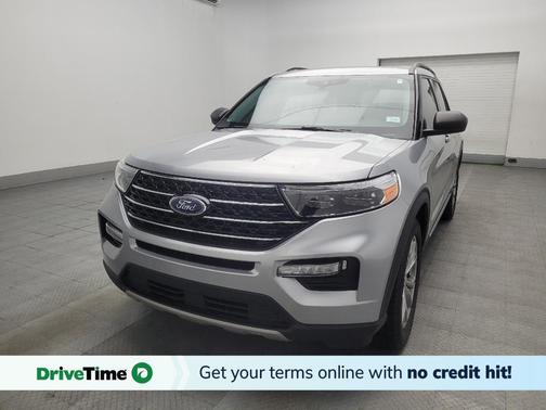 Iconic Silver Metallic 2021 Ford Explorer XLT