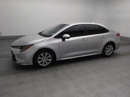 Classic Silver Metallic 2022 Toyota Corolla LE