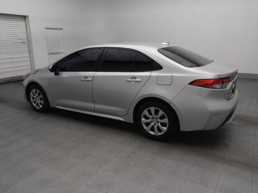 Classic Silver Metallic 2022 Toyota Corolla LE