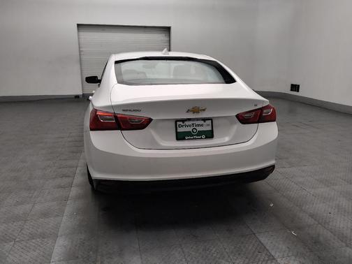 Summit White 2023 Chevrolet Malibu FWD 1LT