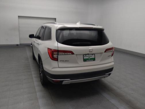 2019 Honda Pilot Touring 8-Passenger