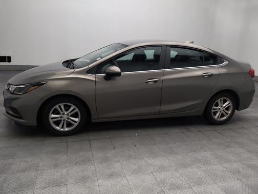Gray 2017 Chevrolet Cruze LT