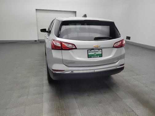 Silver Ice Metallic 2021 Chevrolet Equinox 1LT
