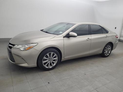 2016 Toyota Camry XLE