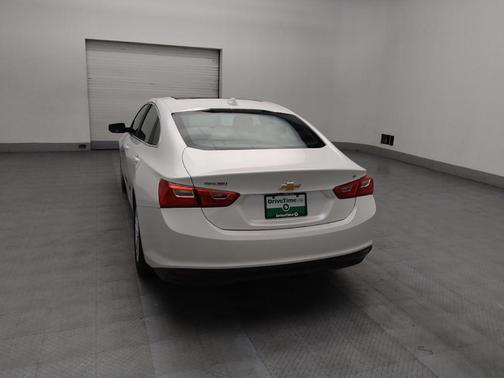 2017 Chevrolet Malibu 1LT