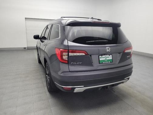 Modern Steel Metallic 2019 Honda Pilot Touring 8-Passenger