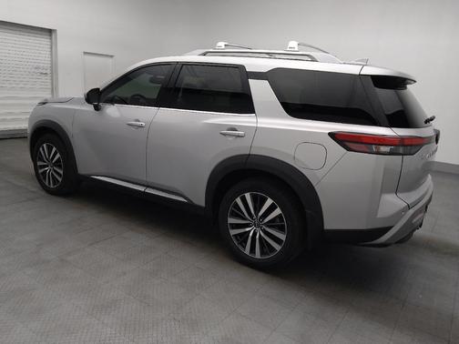 Brilliant Silver Metallic 2022 Nissan Pathfinder Platinum 2WD