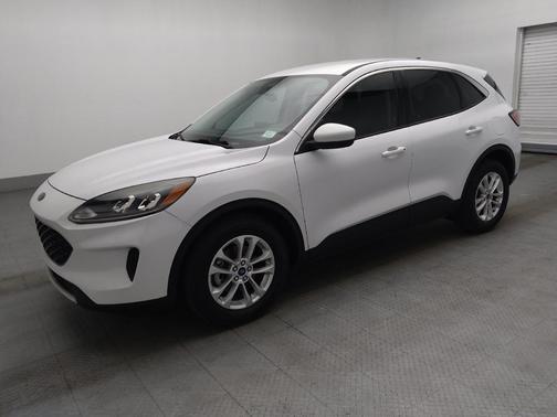 Oxford White 2021 Ford Escape SE