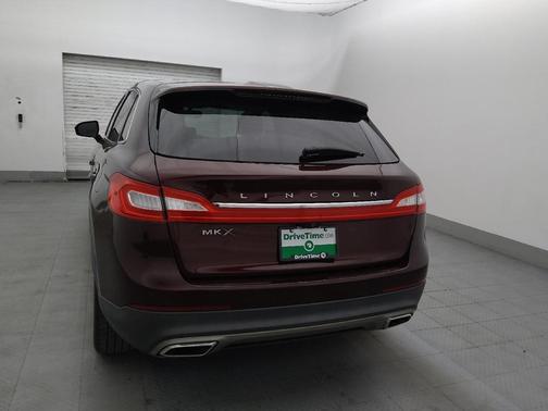 Red 2017 Lincoln MKX Reserve