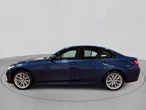 2023 BMW 330 i xDrive