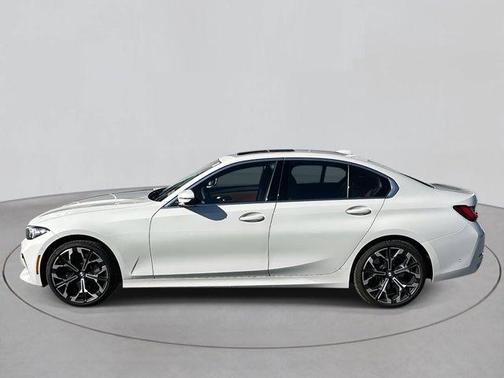 2025 BMW 330 i xDrive