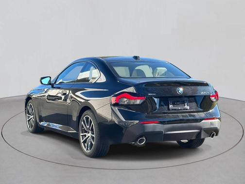 2026 BMW 230 i xDrive