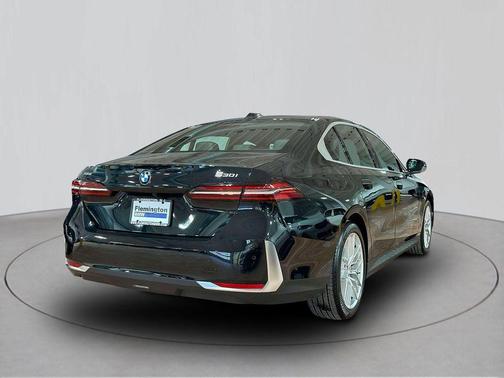 2024 BMW 530 i xDrive