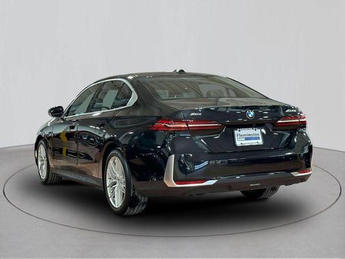 2024 BMW 530 i xDrive