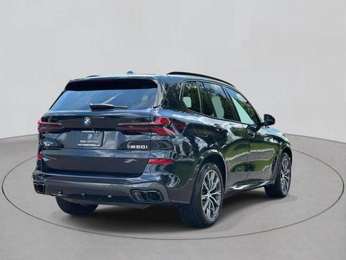 2025 BMW X5 M60i