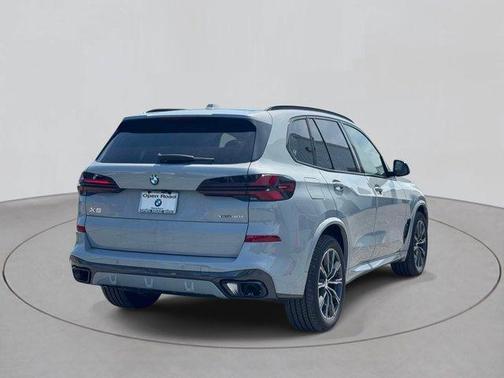 Gray 2026 BMW X5 xDrive40i