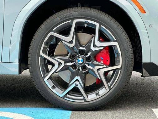 2025 BMW X2 M35i