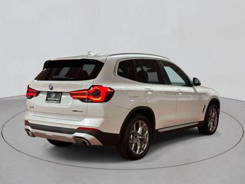 Mineral White Metallic 2023 BMW X3 xDrive30i