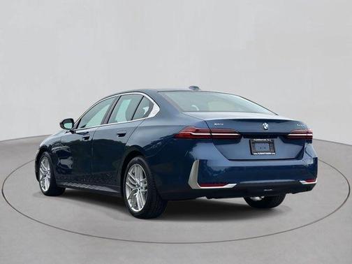 2024 BMW 530 i xDrive