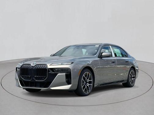 2025 BMW 760 760i xDrive
