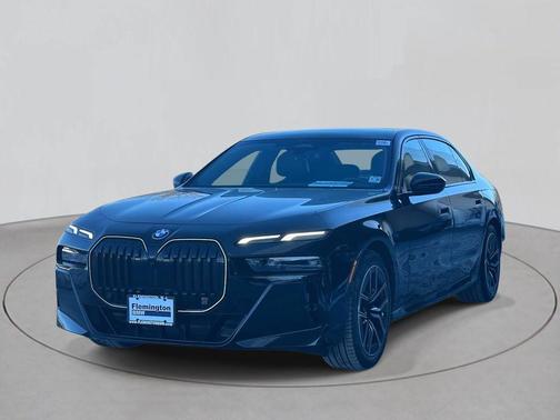 2025 BMW 740 i xDrive