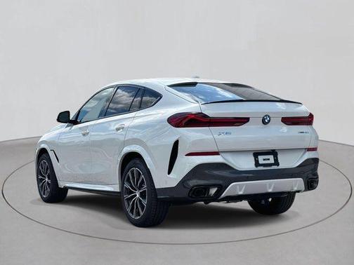 2026 BMW X6 xDrive40i