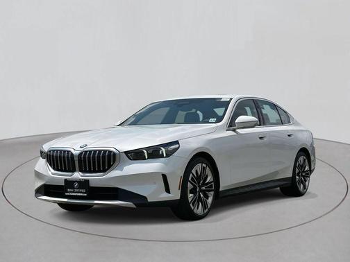 2024 BMW 530 i xDrive