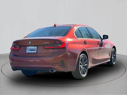 2022 BMW 330 i xDrive