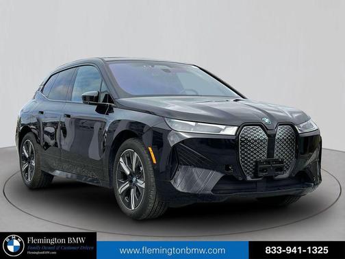 2025 BMW iX xDrive50