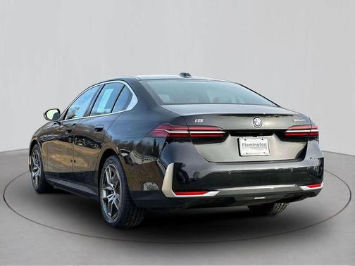 2024 BMW i5 eDrive40