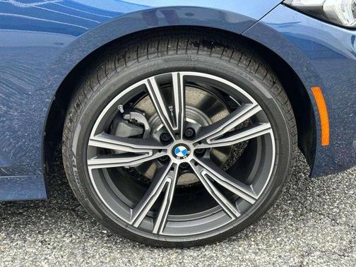 2024 BMW 330 i xDrive