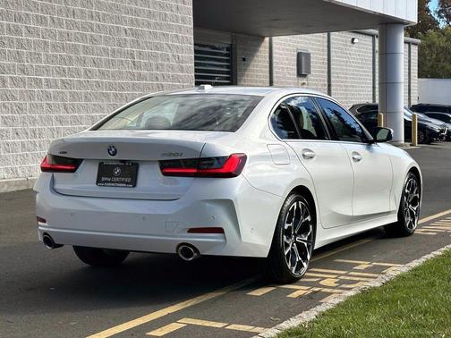 2025 BMW 330 i xDrive