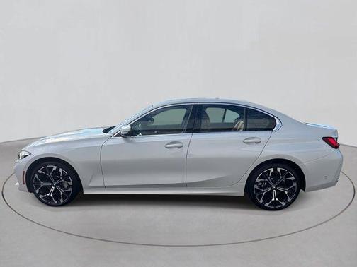 2025 BMW 330 i xDrive