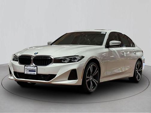 2023 BMW 330 i xDrive
