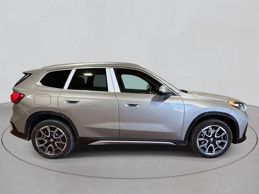 Space Silver 2026 BMW X1 xDrive28i