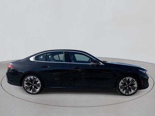 2026 BMW 540 i xDrive