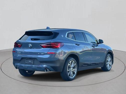 2022 BMW X2 xDrive28i