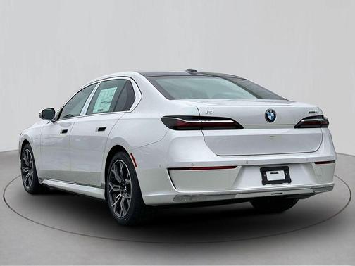 2025 BMW i7 eDrive50