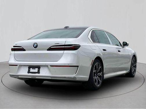 2025 BMW i7 eDrive50