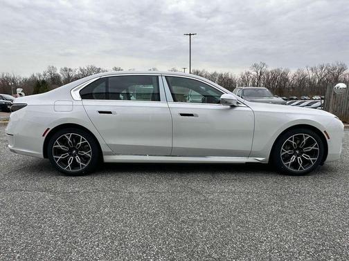 2025 BMW i7 eDrive50