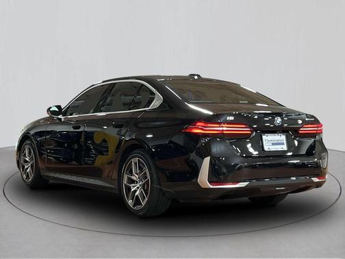 2024 BMW i5 eDrive40