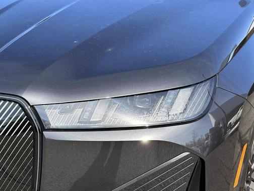 2026 BMW iX xDrive60