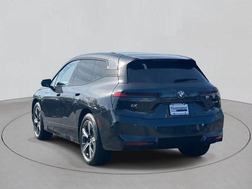 2026 BMW iX xDrive60