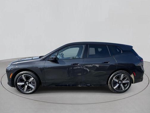 2026 BMW iX xDrive60