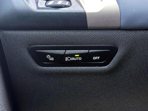 2026 BMW iX xDrive60